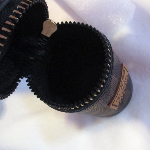 NWOT UNBRANDED Keychain Purse Fob Brown - Picture 5 of 7